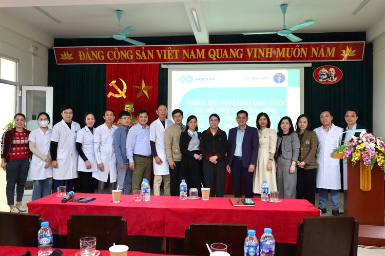 BỆNH VIỆN ĐA KHOA NAM ĐỊNH TRIỂN KHAI CÔNG TÁC CHỈ ĐẠO TUYẾN VÀ KẾT NỐI CHUYÊN MÔN TẠI TRUNG TÂM Y TẾ GIAO THỦY