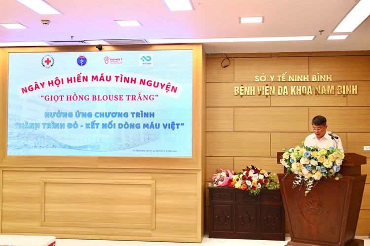 CHƯƠNG TRÌNH HIẾN MÁU TÌNH NGUYỆN “GIỌT HỒNG – BLOUSE TRẮNG” NĂM 2026